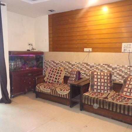 Hotel Silver Residency Nuova Delhi Esterno foto